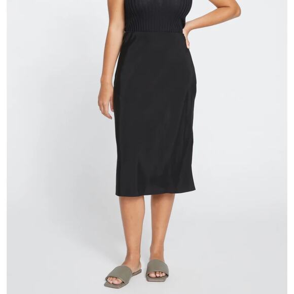 Universal Standard - Cooling Stretch Cupro Bias Skirt in Black - Size 14 - Picture 1 of 7